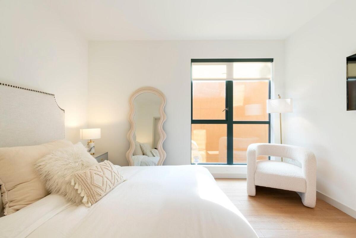 2Br Hollywood Luxurious Condo ลอสแอนเจลิส ภายนอก รูปภาพ