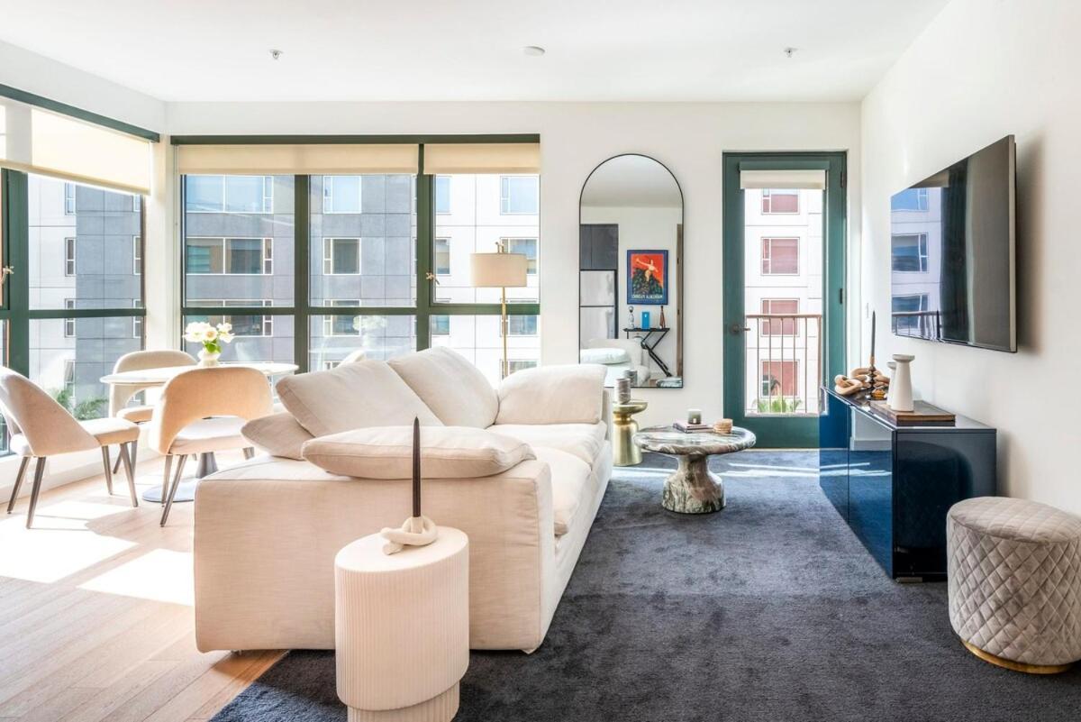 2Br Hollywood Luxurious Condo ลอสแอนเจลิส ภายนอก รูปภาพ