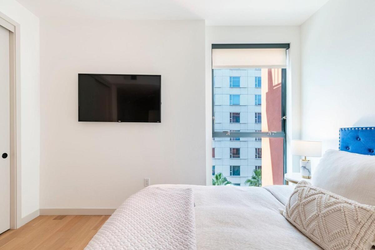 2Br Hollywood Luxurious Condo ลอสแอนเจลิส ภายนอก รูปภาพ