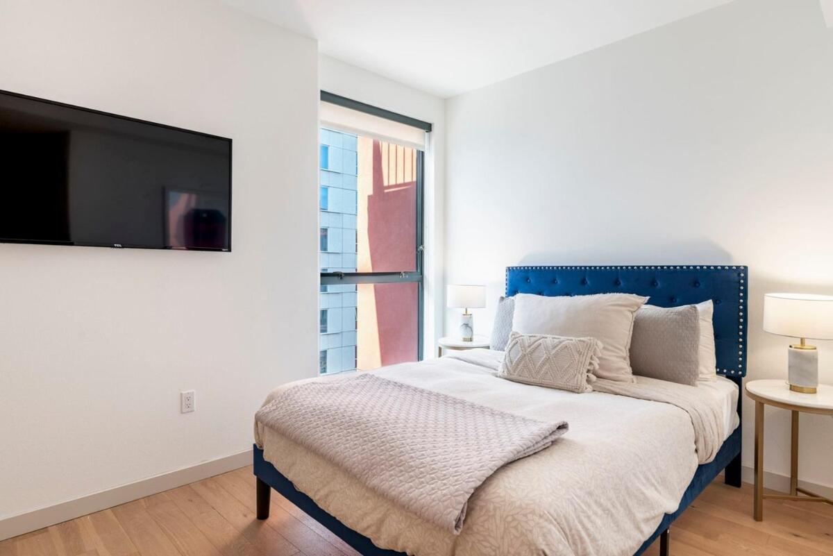 2Br Hollywood Luxurious Condo ลอสแอนเจลิส ภายนอก รูปภาพ